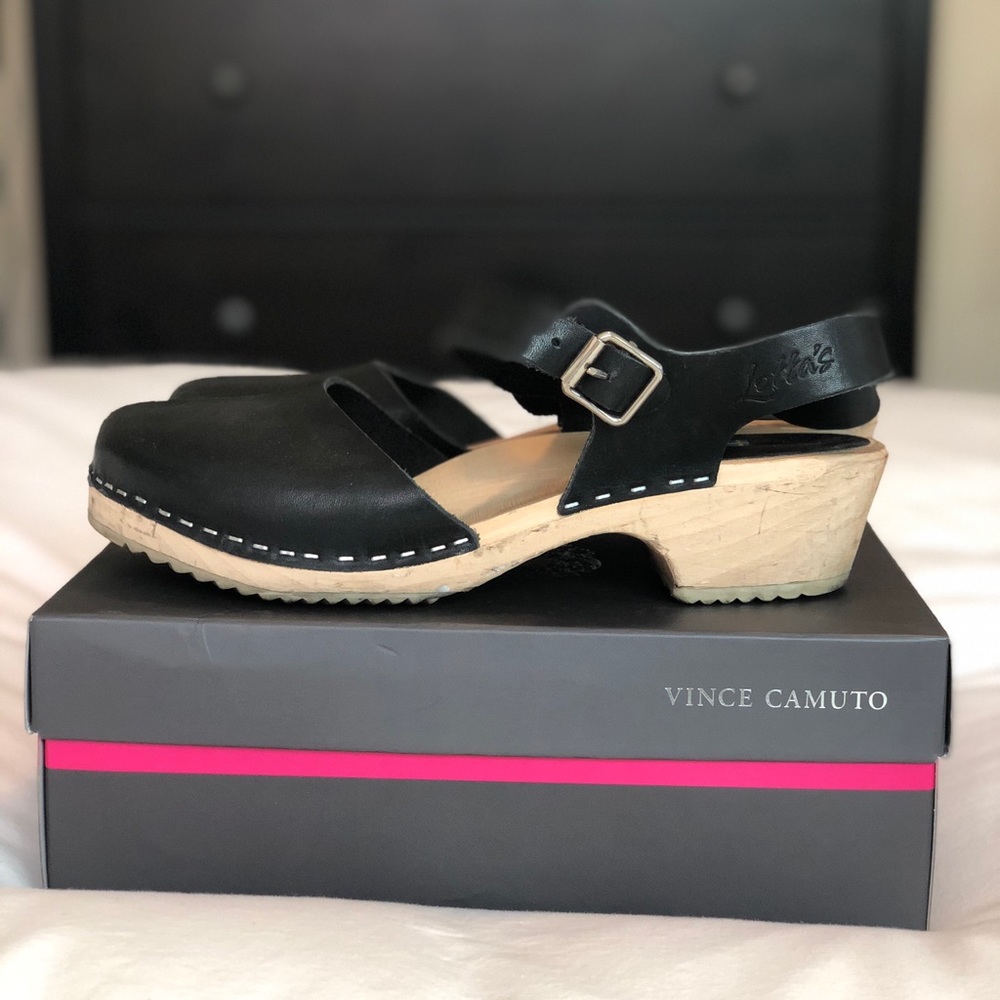 Authentic Clogs!